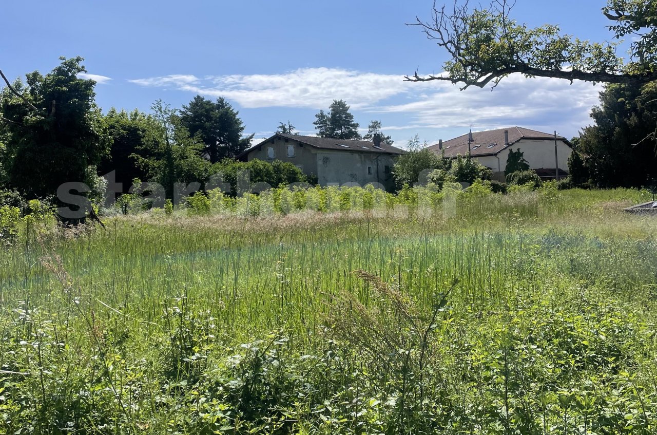 Terrain – 80 m2