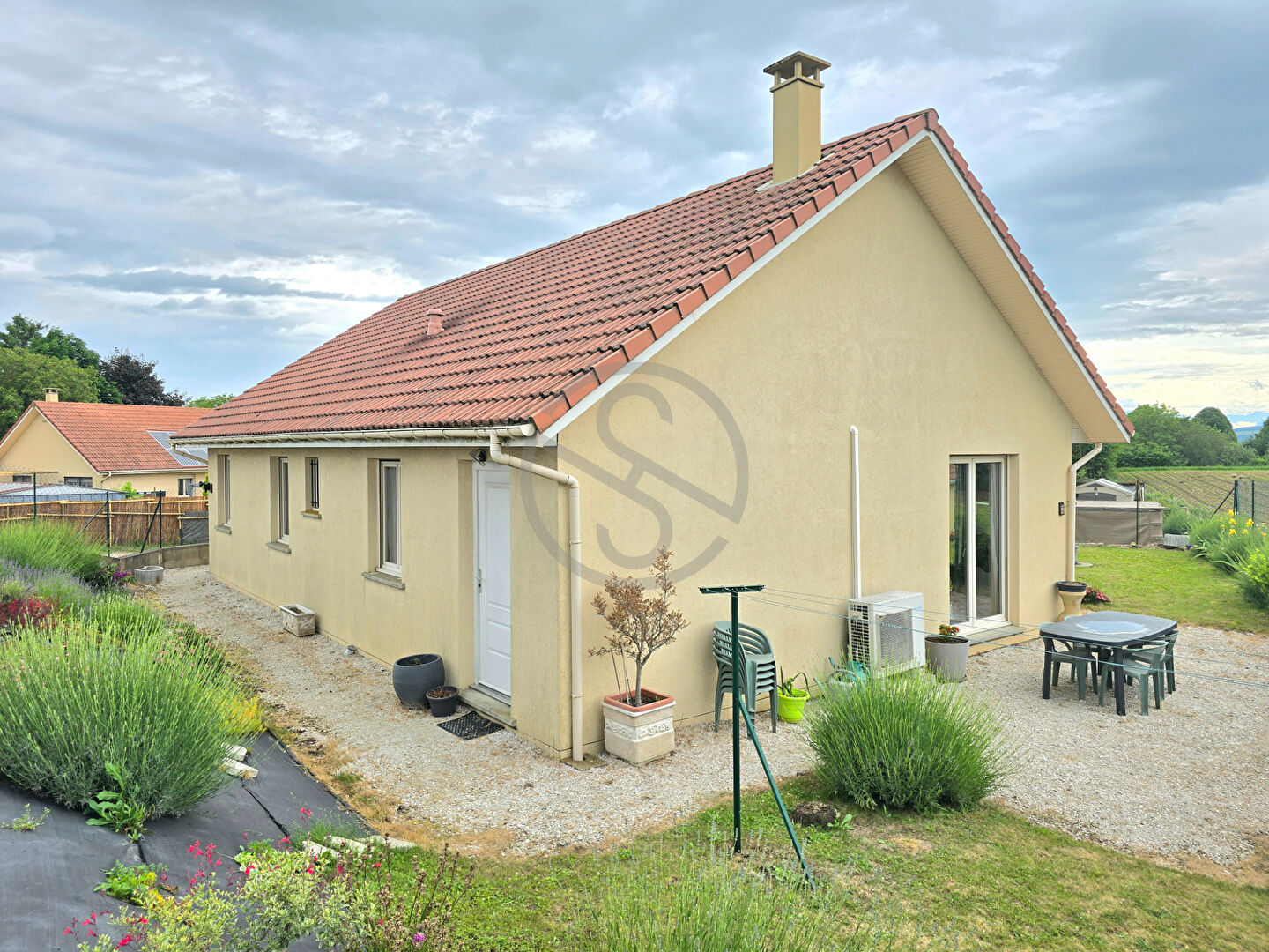 MAISON 80 M2
