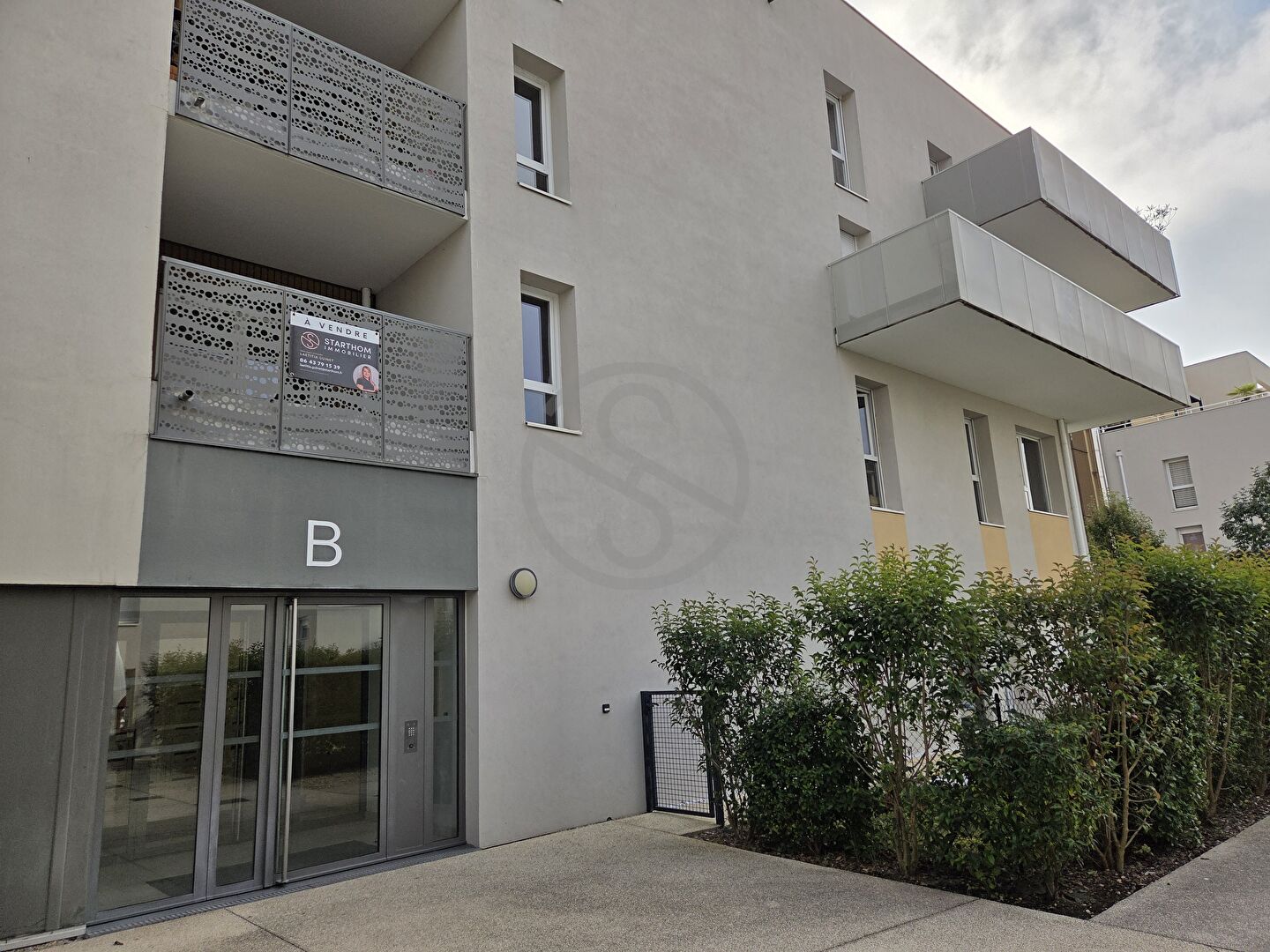 Appartement L&rsquo;isle D&rsquo;abeau 2 pièce(s) 45.89 m2