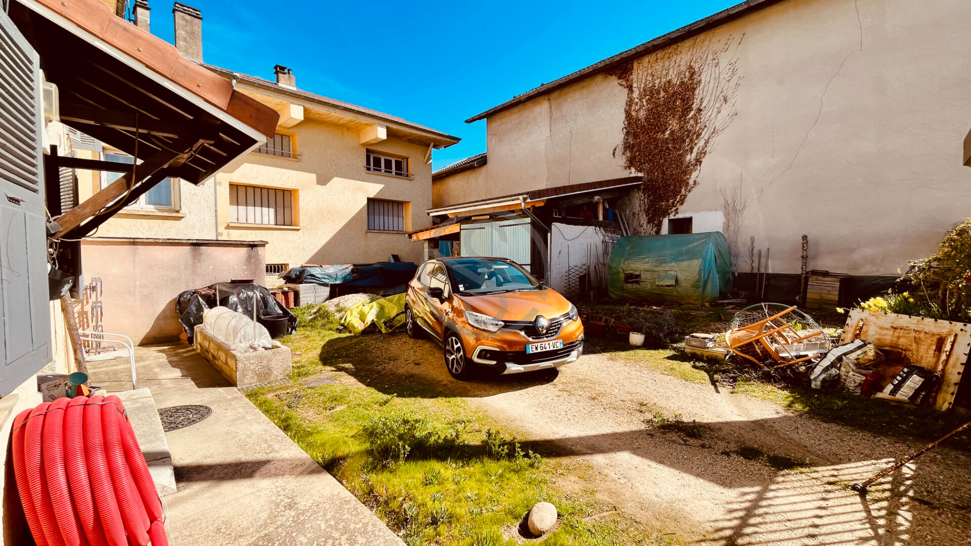 Appartement Saint Geoirs 4 pièce(s) 87 m2 avec terrain et garage