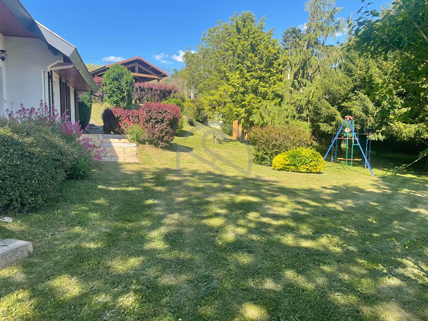 Villa 176m2, 6 pièces et 2320m2 de terrain, vue imprenable