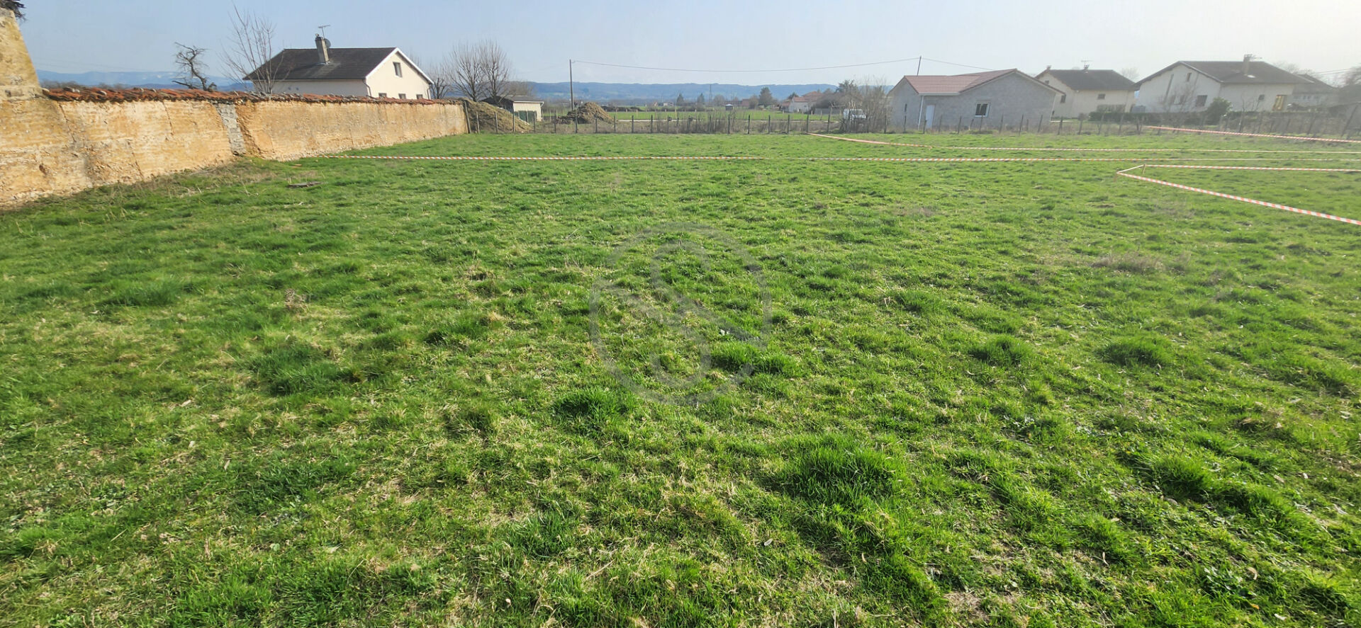 Terrain sur la commune de Sardieu