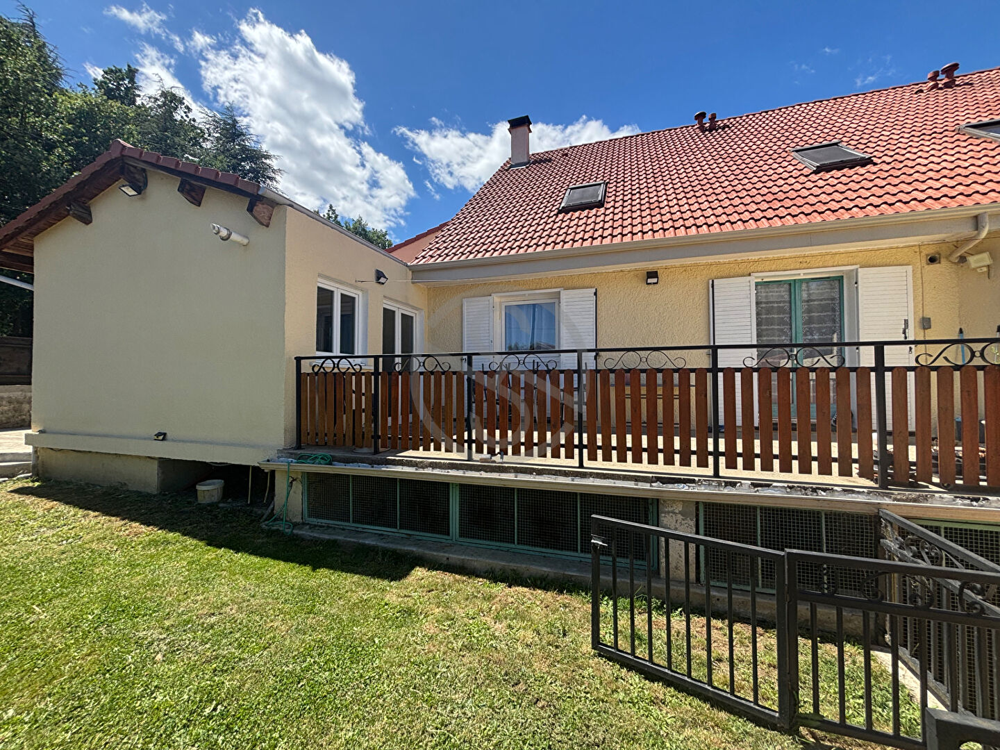 Maison Davezieux 6 pièce(s) 103 m2