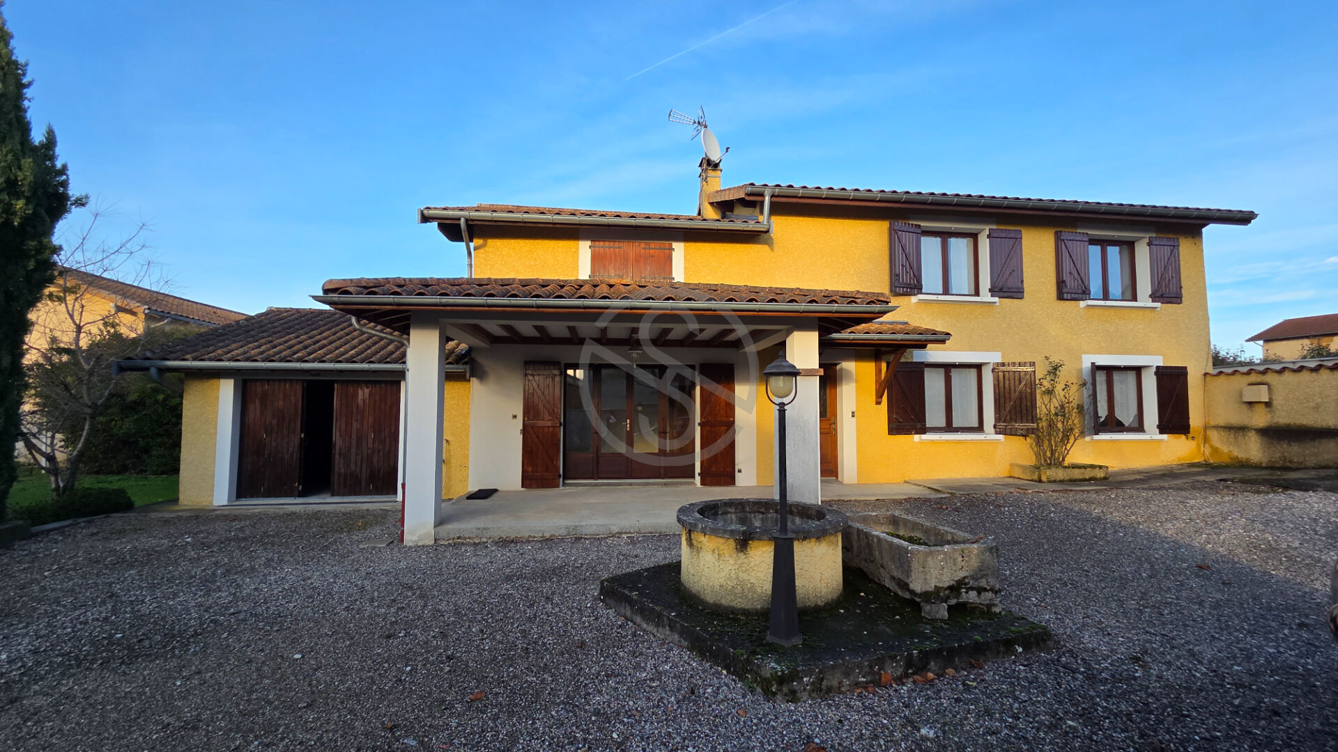 Maison Colombier Saugnieu 5 pièce(s) 107 m2